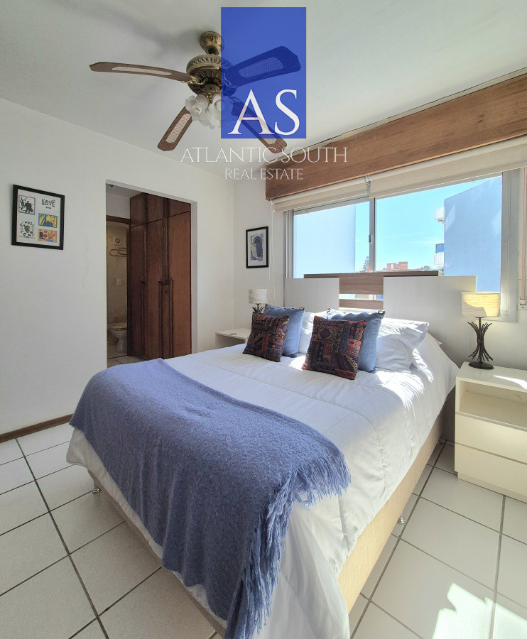 Apartamento ID.4418 - Apartamento 1 dormitorio en venta cercano al Mar terraza y cochera Playa Mansa Punta del Este