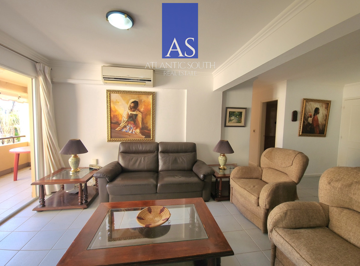 Apartamento ID.3505 - Apartamento 3 dormitorios primera linea frente al mar Playa Mansa Pinares con piscina y cochera