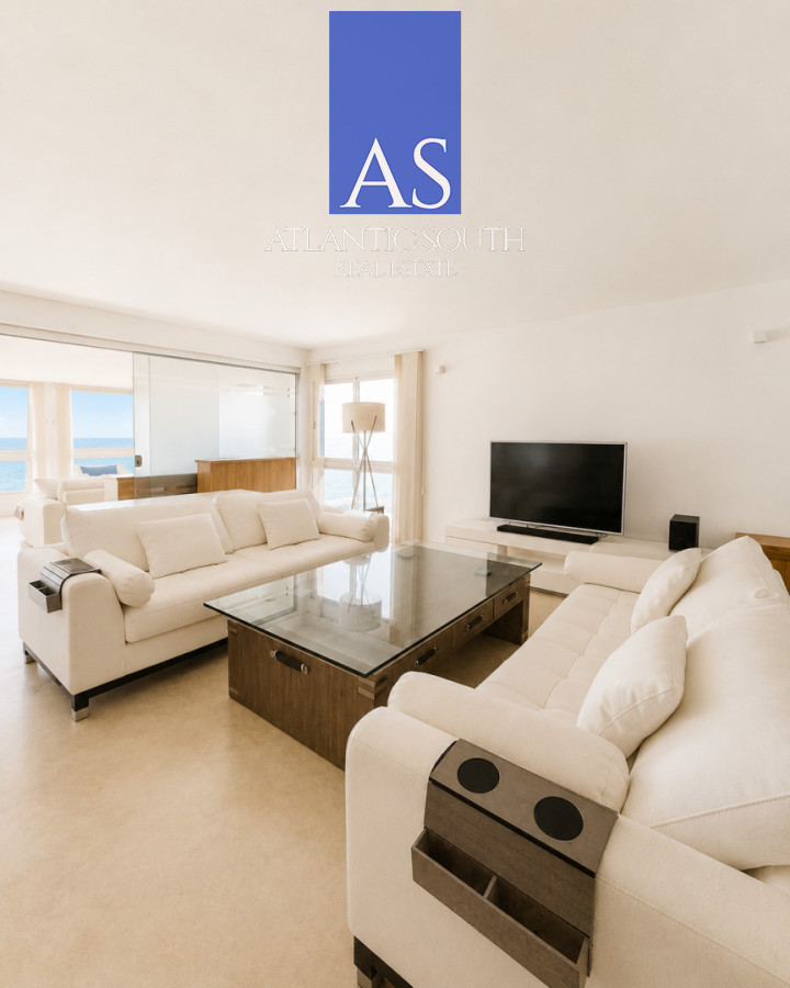 Apartamento ID.4892 - Planta de categoría de 3 suites reciclada frente al mar en Península