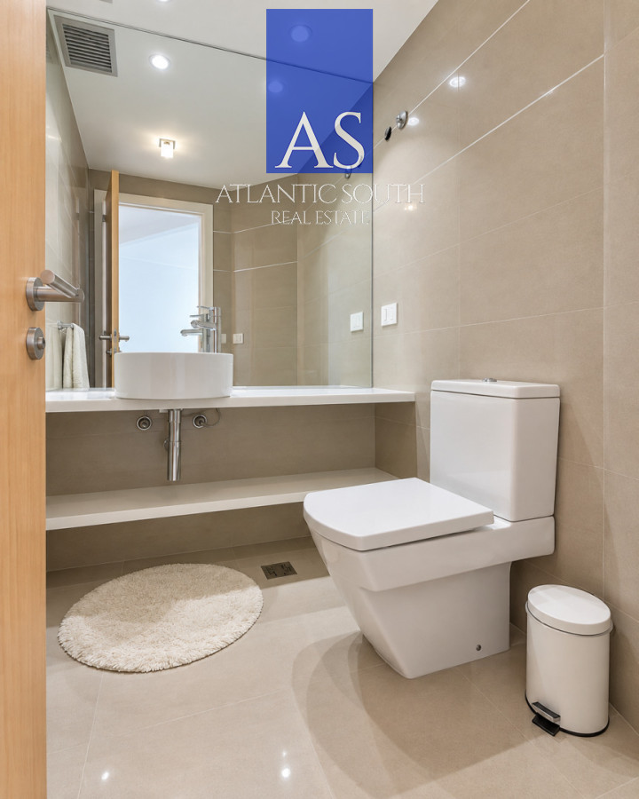 Apartamento ID.4939 - Apartamento de 3 suites frente al mar en Playa Mansa, Punta del Este