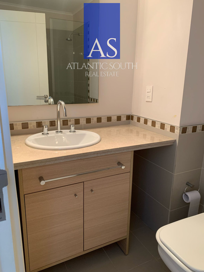 Apartamento ID.4094 - Apartamento de dos dormitorios en Ocean Drive , Punta del Este 