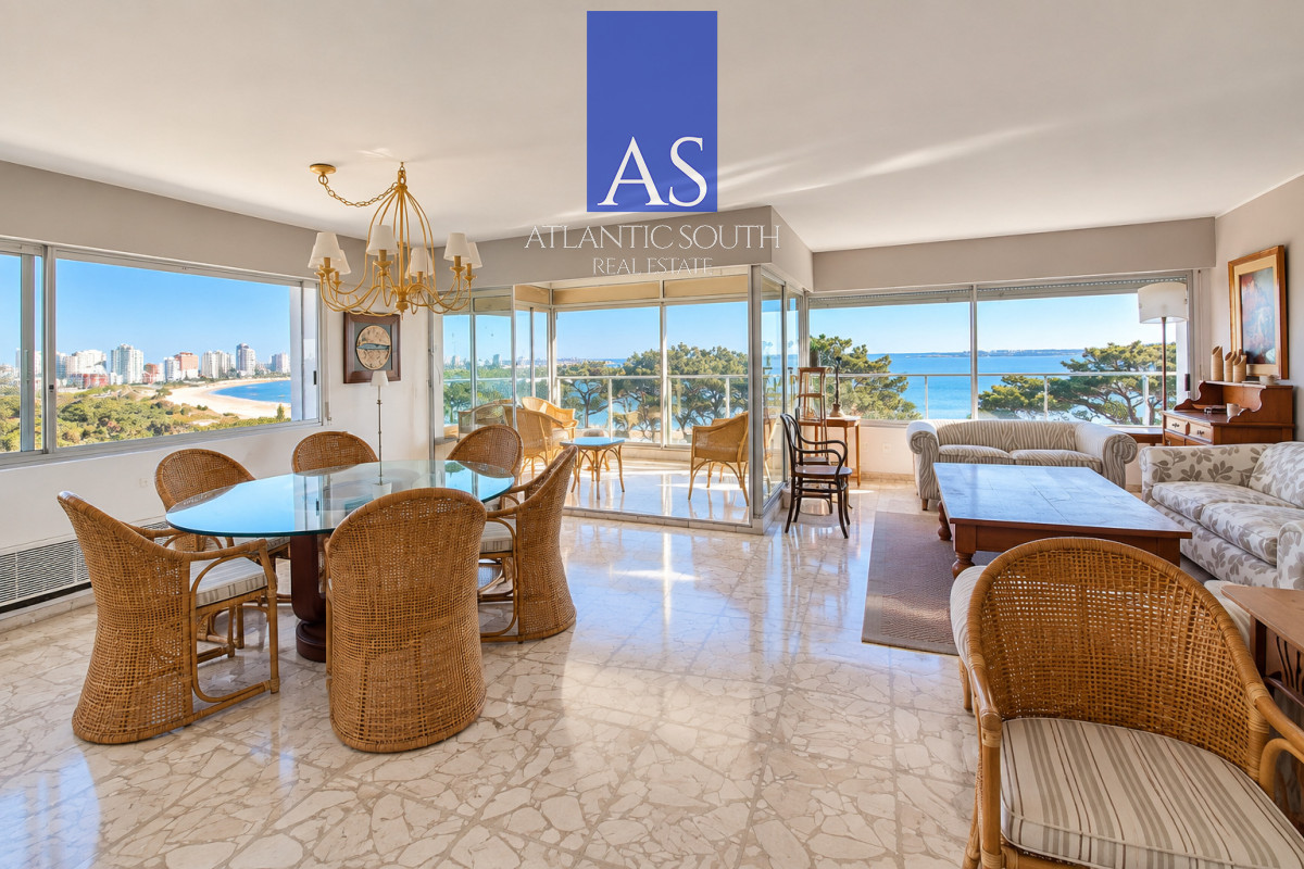 Apartamento ID.5124 - Planta de categoría 3 dormitorios+servicio frente al mar Playa Mansa Punta del Este