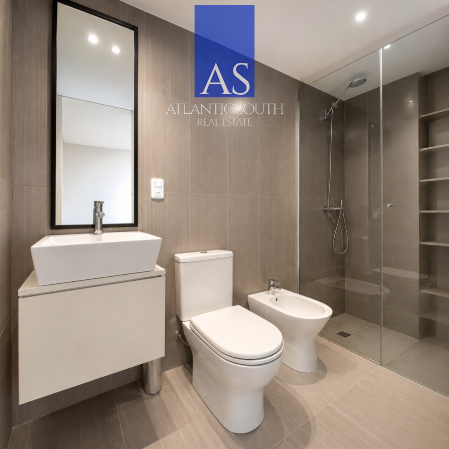 Apartamento ID.4541 - Penthouse de 2 dormitorios moderno + barbacoa uso exclusiva Playa Mansa Punta del Este