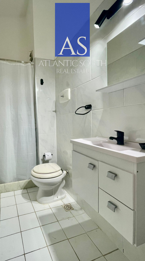 Apartamento ID.4407 - Apartamento de 3 dormitorios con parrillero y estufa a leña Playa Mansa 