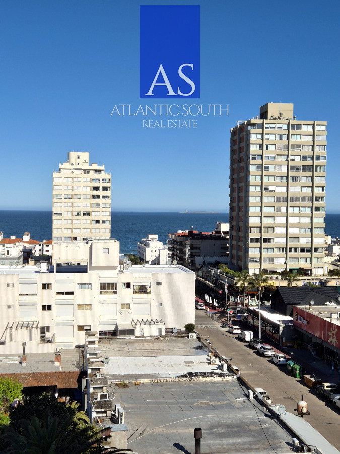 Apartamento ID.4375 - Apartamento piso alto vista espectacular en venta de 2 dormitorios + Dependencia completa en Península Puerto Punta del Este