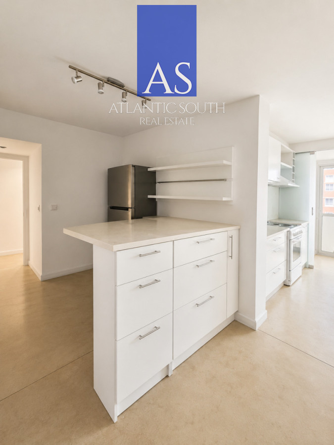 Apartamento ID.4892 - Planta de categoría de 3 suites reciclada frente al mar en Península