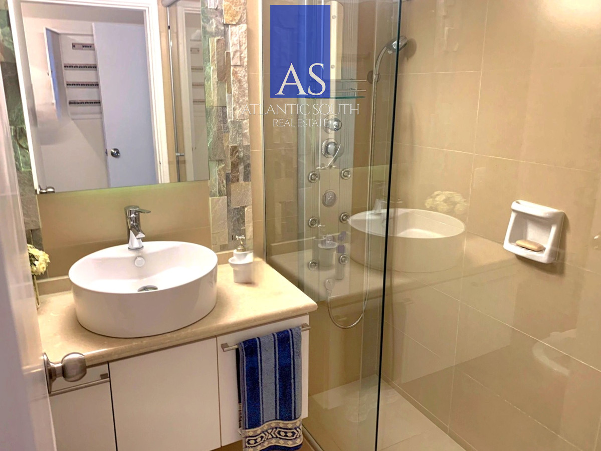 Apartamento ID.3701 - Apartamento reciclado 3 dormitorios primera linea Playa Brava