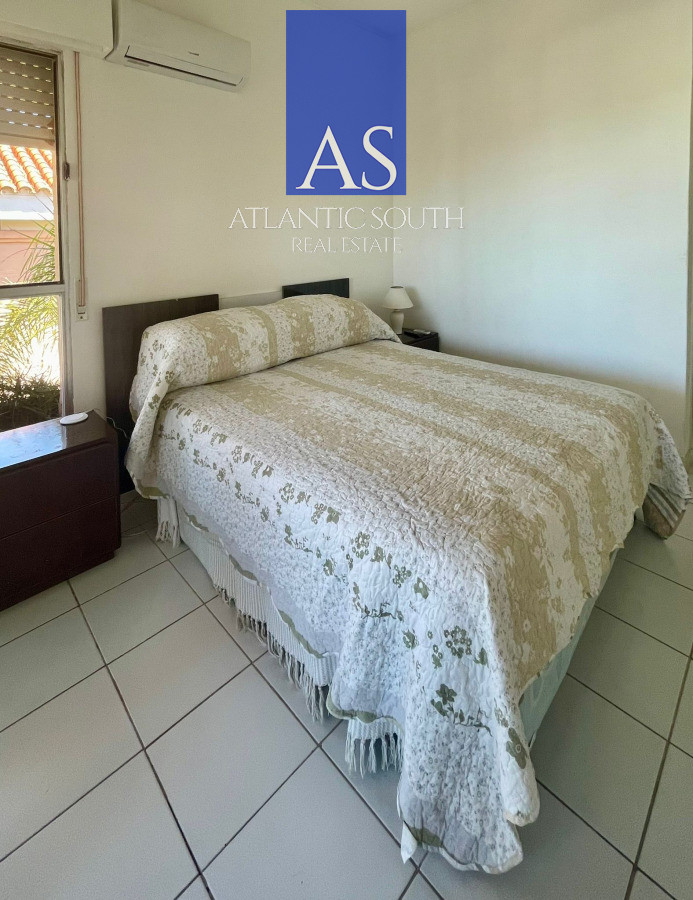 Apartamento ID.4407 - Apartamento de 3 dormitorios con parrillero y estufa a leña Playa Mansa 