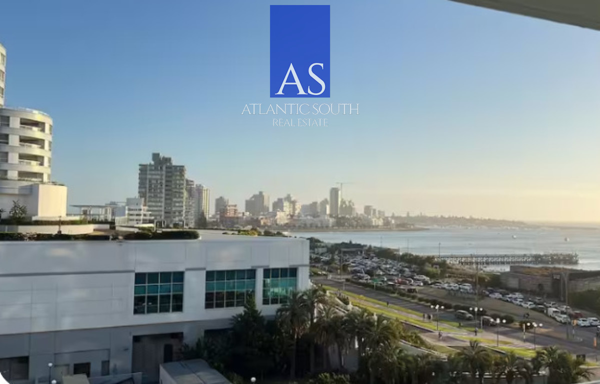 Apartamento ID.4801 - Apartamento de 1 Dormitorio en Parada 4 de Playa Mansa Frente a Enjoy Conrad