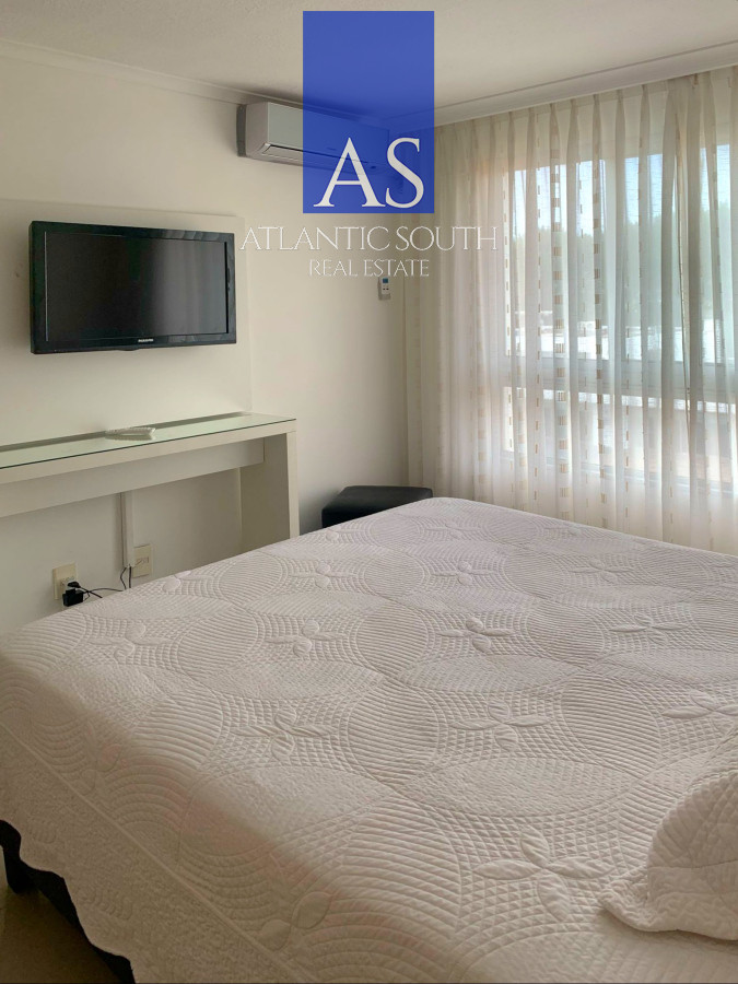 Apartamento ID.4094 - Apartamento de dos dormitorios en Ocean Drive , Punta del Este 