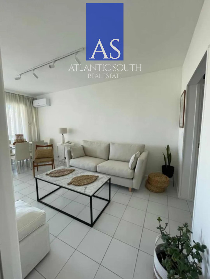 Apartamento ID.4548 - Apartamento 2 dormitorios primera linea frente al mar Playa Mansa-Brava