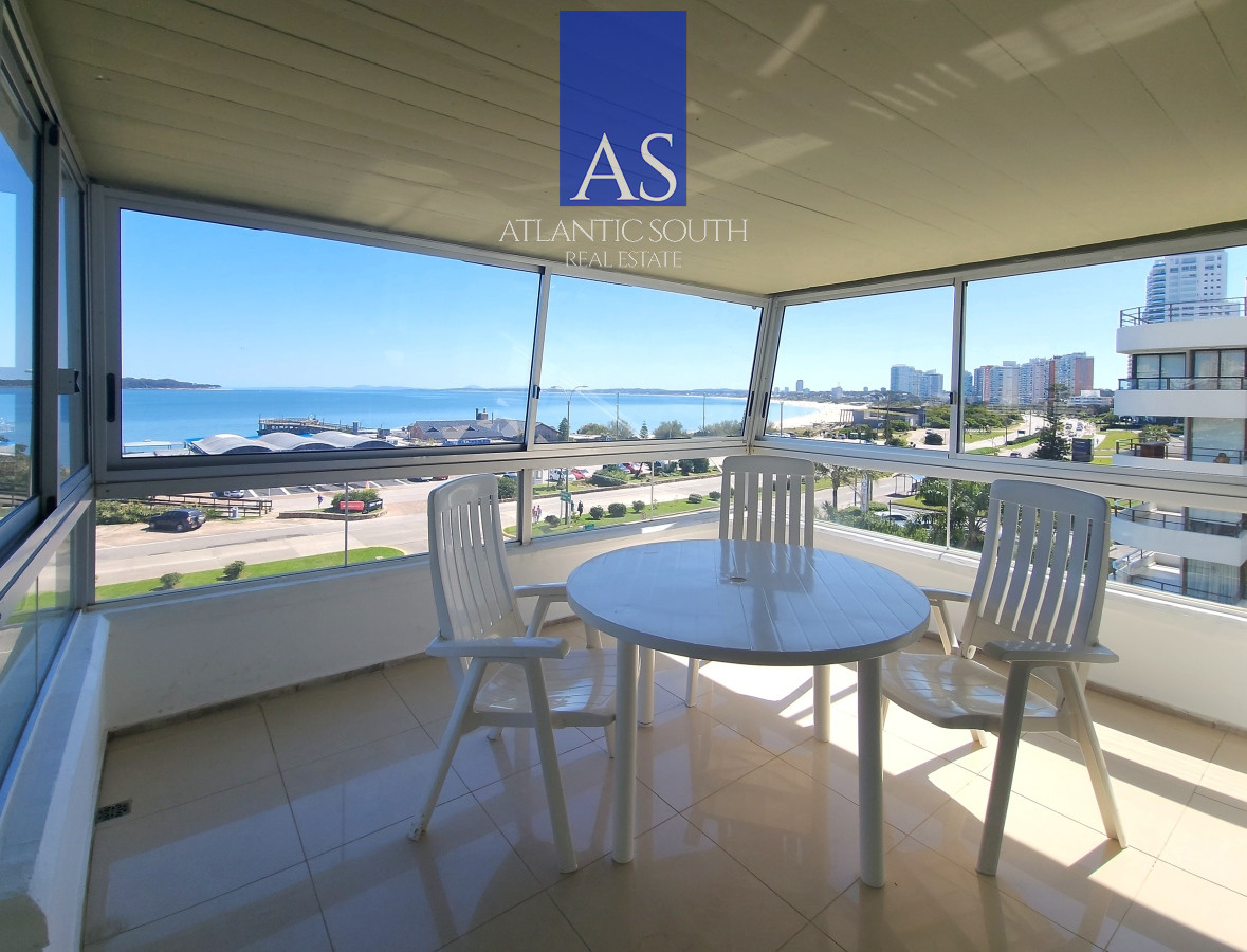 Apartamento ID.3787 - Apartamento en venta 3 domritorios y dependencia con hermosa vista Playa Mansa
