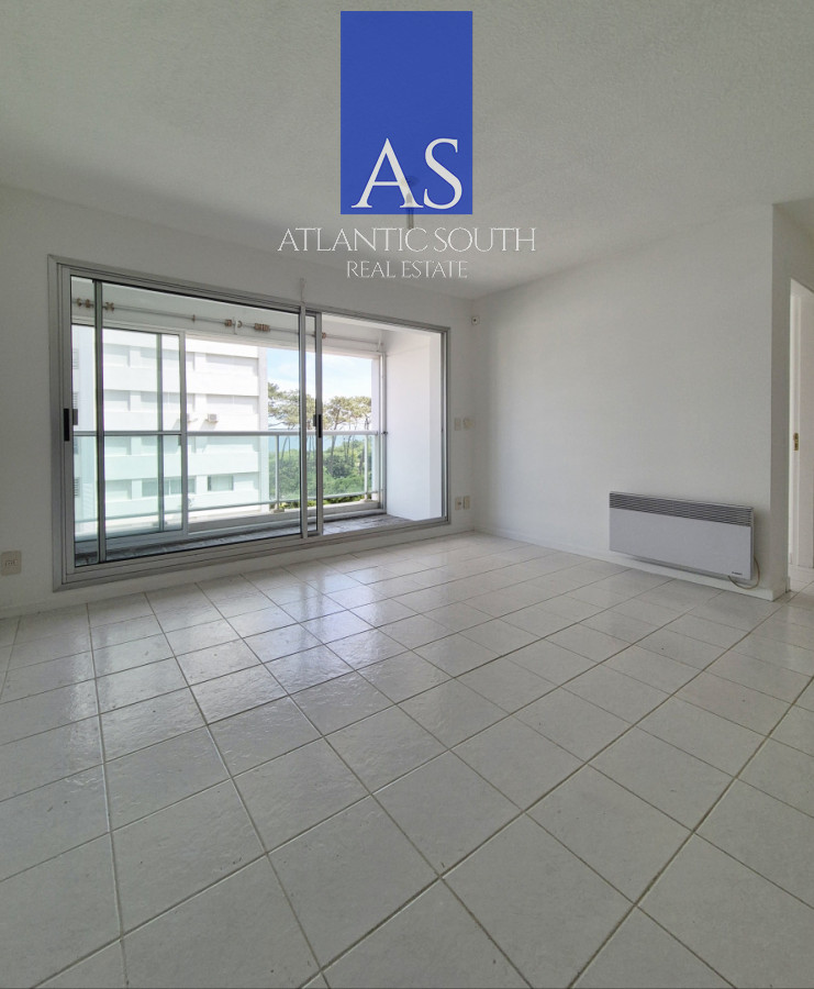 Apartamento ID.4427 - Venta apartamento 1 domritorio con terraza en Playa Mansa Punta del Este