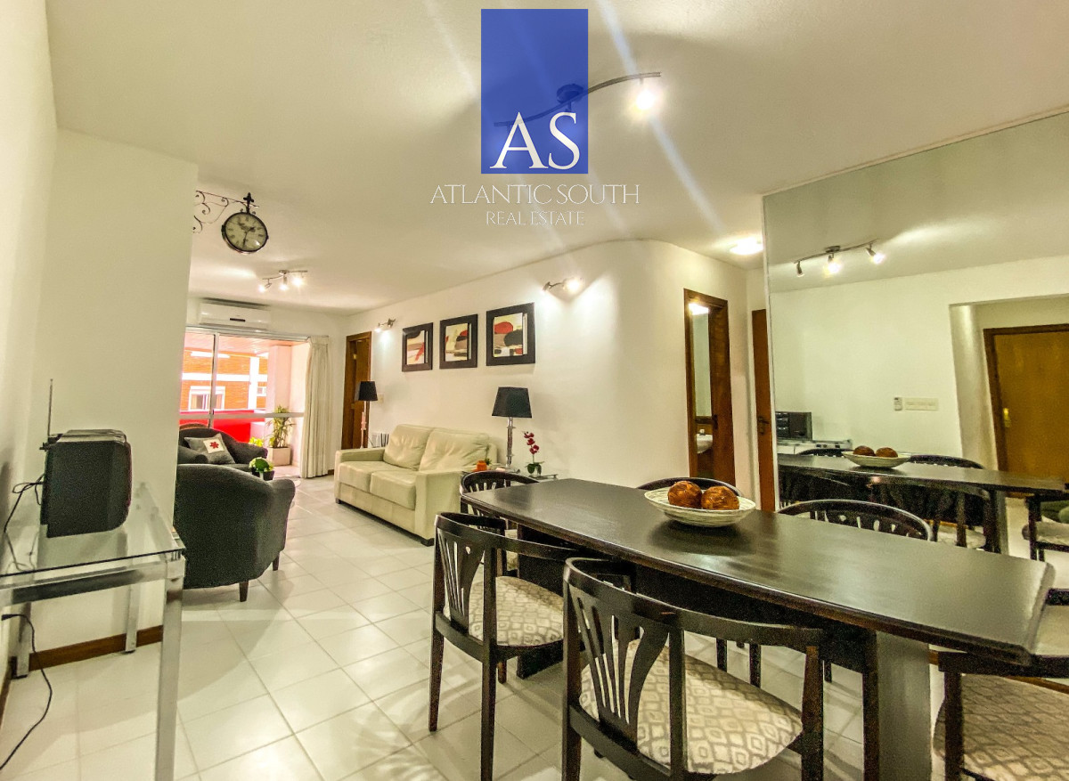 Apartamento ID.4308 - Apartamento de 3 dormitorios con servicios Playa Brava 