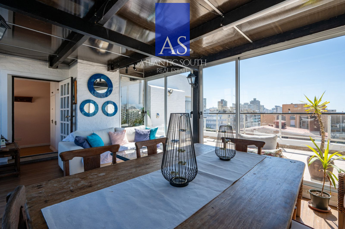 Apartamento ID.5123 - Penthouse en primera línea de Península barbacoa propia uso exclusivo