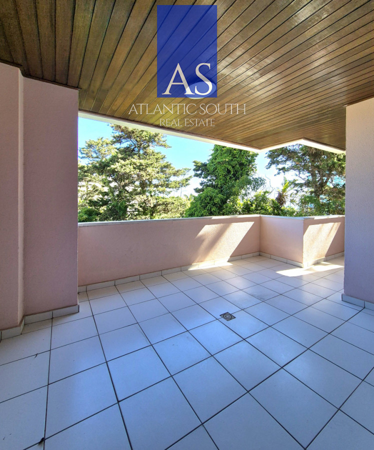 Apartamento ID.4458 - Apartamento venta 3 dormitorios tipo casa Playa Mansa Punta del Este