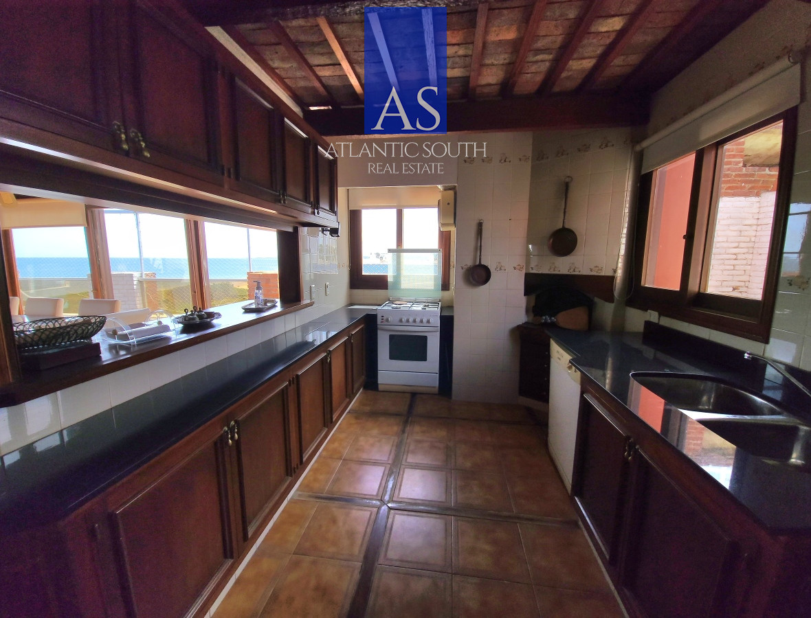 Apartamento ID.3358 - Gran Penthouse frente al mar Playa Mansa Punta del Este Uruguay