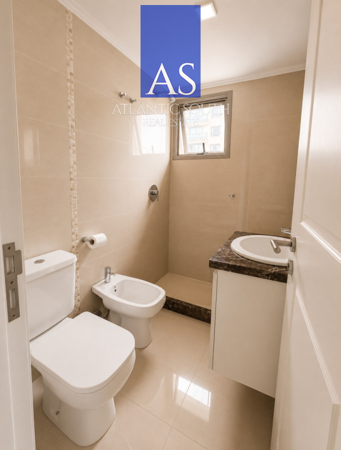 Apartamento ID.4872 - Piso Alto Esquinero en Place Lafayette con Vista al Mar y la Península