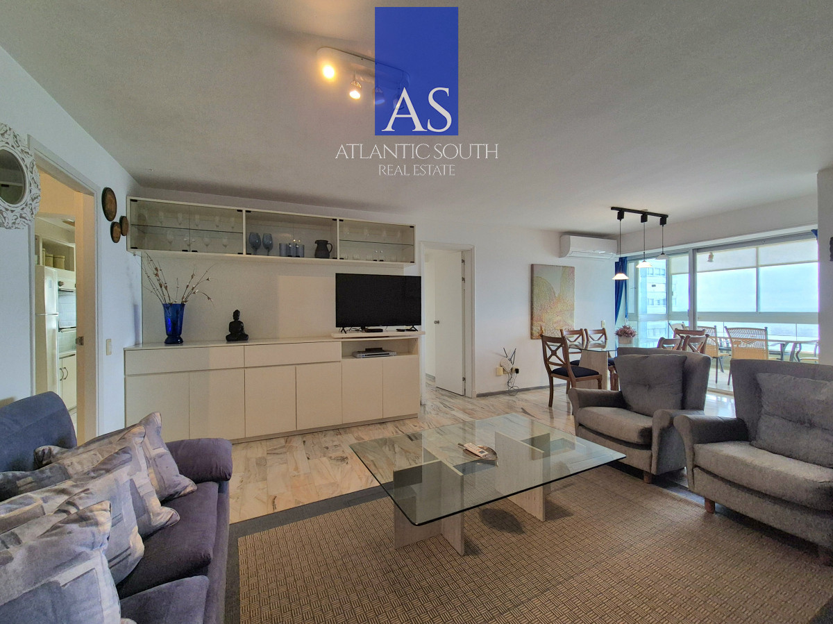 Apartamento ID.4341 - Apartamento piso alto 3 dormitorios y medio terraza garage con vista al mar Península Punta del Este