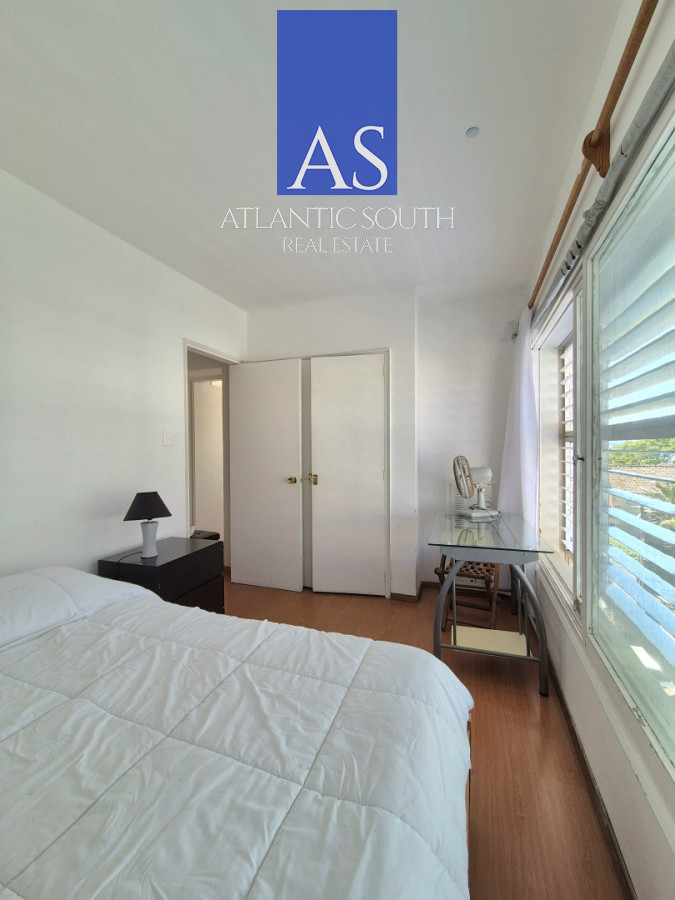 Apartamento ID.4456 - Apartamento 2 dormitorios con vista parcial al mar a metros del Puerto Punta del Este