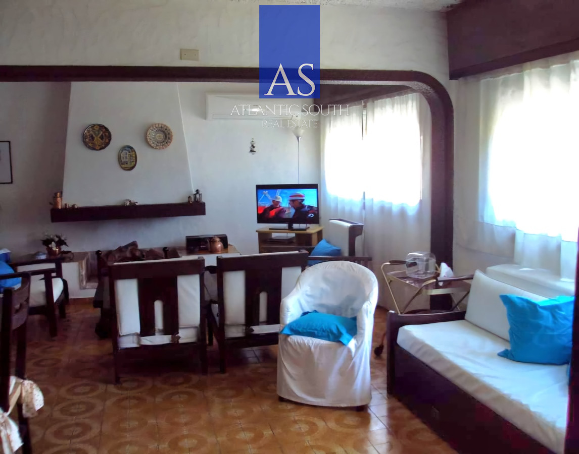 Apartamento ID.3779 - Apartamento de 3 dormitorios estufa a leña y parrillero propio próximo al mar Playa Brava