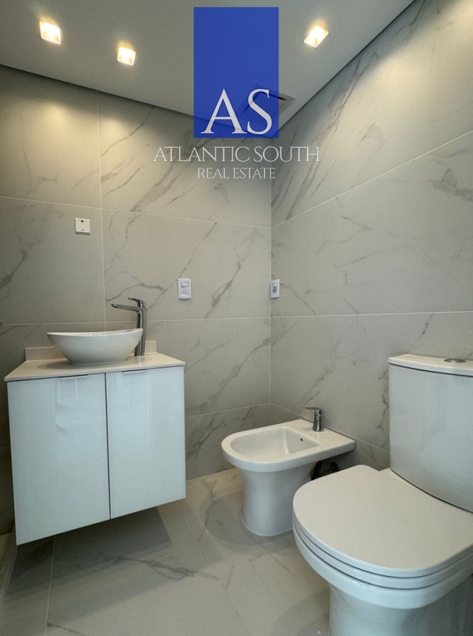 Apartamento ID.4696 - Exclusivo apartamento 2 suites con gran terraza y parrillero Playa Mansa Punta del Este 