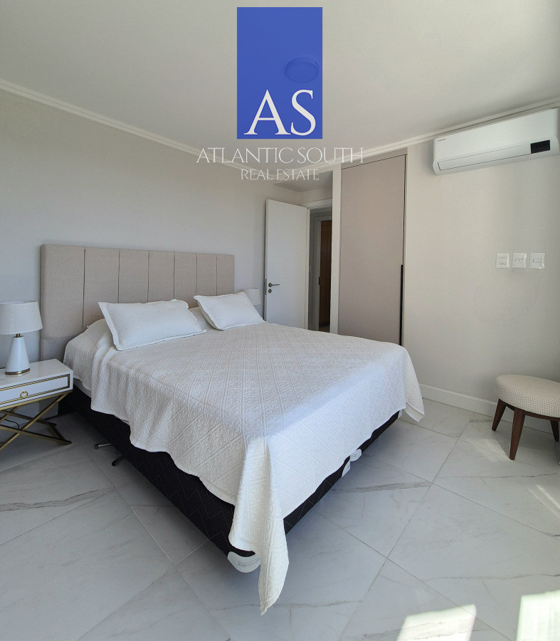 Apartamento ID.3674 - Apartamento 2 dormitorios con parrillero y vista frente al mar Playa Mansa Pinares Punta del Este