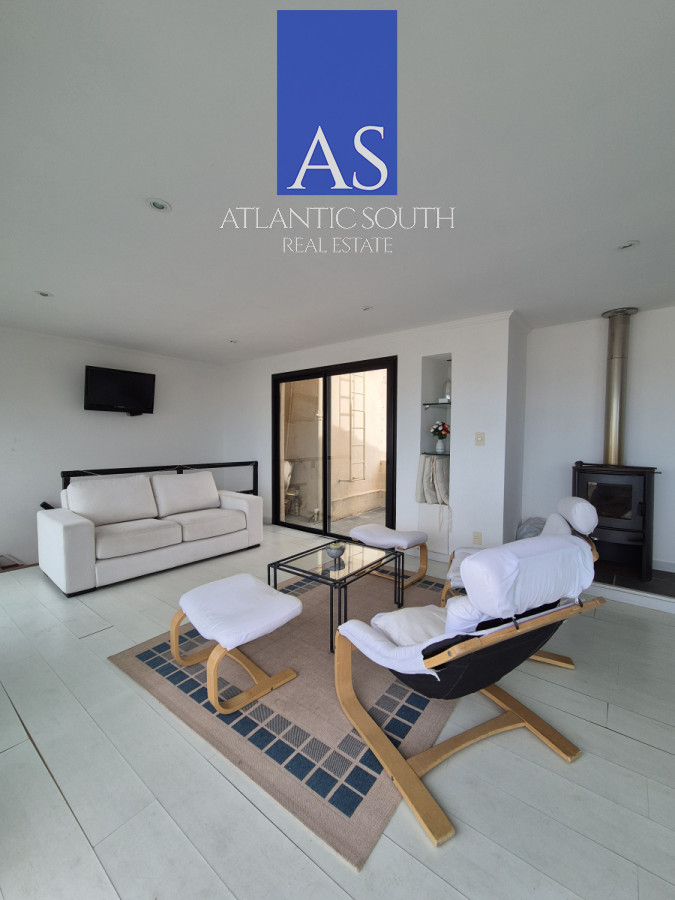 Apartamento ID.2968 - Oportunidad apartamento semi-reciclado 3 dormitorios 2 baños garage Península Punta del Este Duplex-Penthouse 