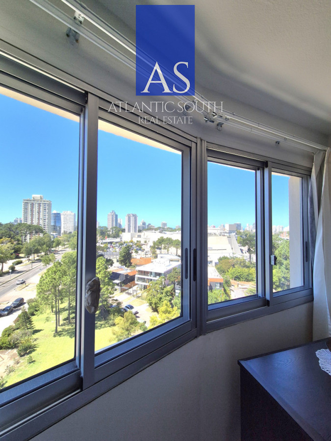 Apartamento ID.4549 - Apartamento de 3 dormitorios terraza garage piscina Punta Shopping Punta del Este