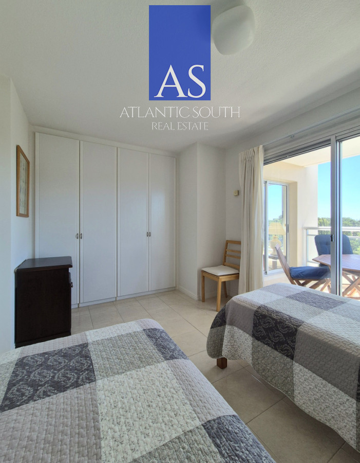 Apartamento ID.4549 - Apartamento de 3 dormitorios terraza garage piscina Punta Shopping Punta del Este