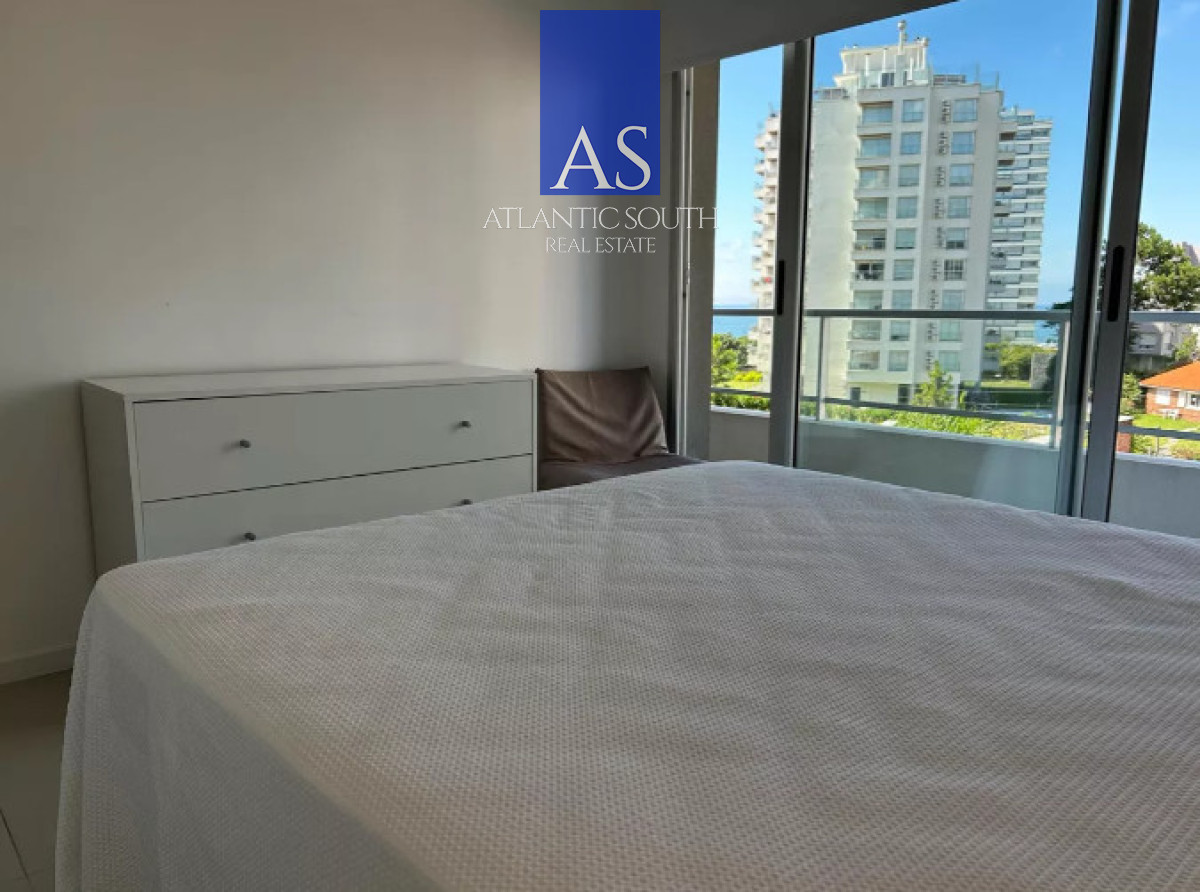 Apartamento ID.3462 - Oportunidad Moon Apartamento amplio y moderno 3 dormitorios y 3 baños con parrillero Punta del Este