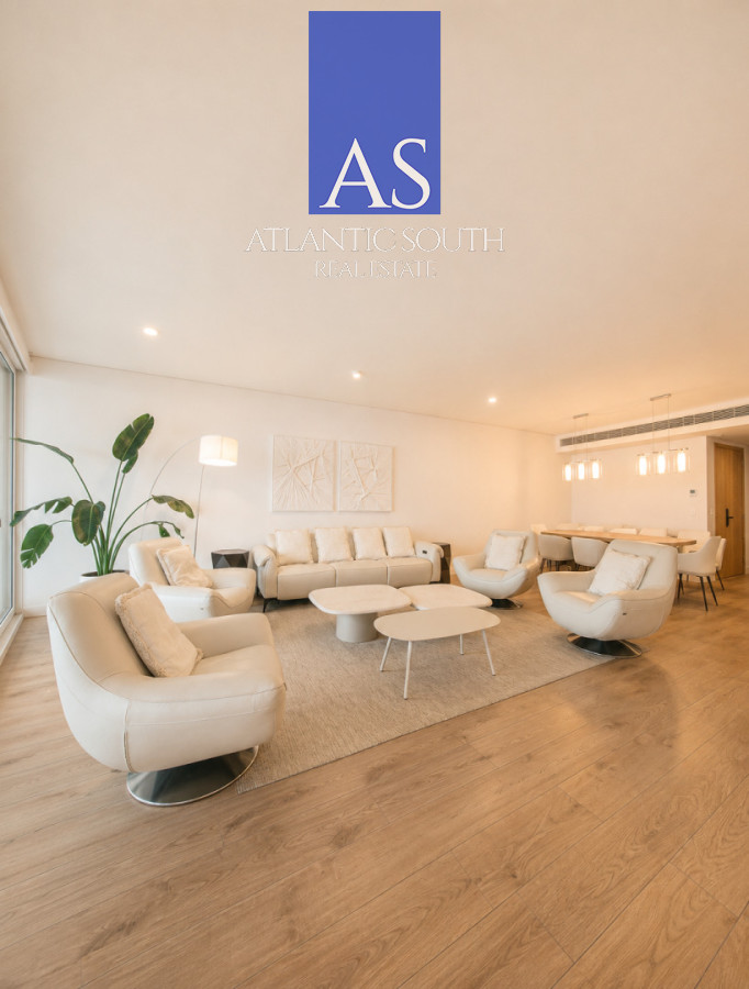 Apartamento ID.4878 - Exclusiva Residencia en Piso Alto de Trump Tower Punta del Este