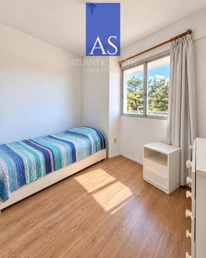 Apartamento ID.4175 - Apartamento de 3 dormitorios + servicio con vista al mar Playa Mansa