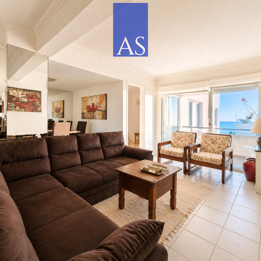 Apartamento ID.4736 - Apartamento de 3 Dormitorios con Vista Parcial al Mar en Playa Mansa - Pinares