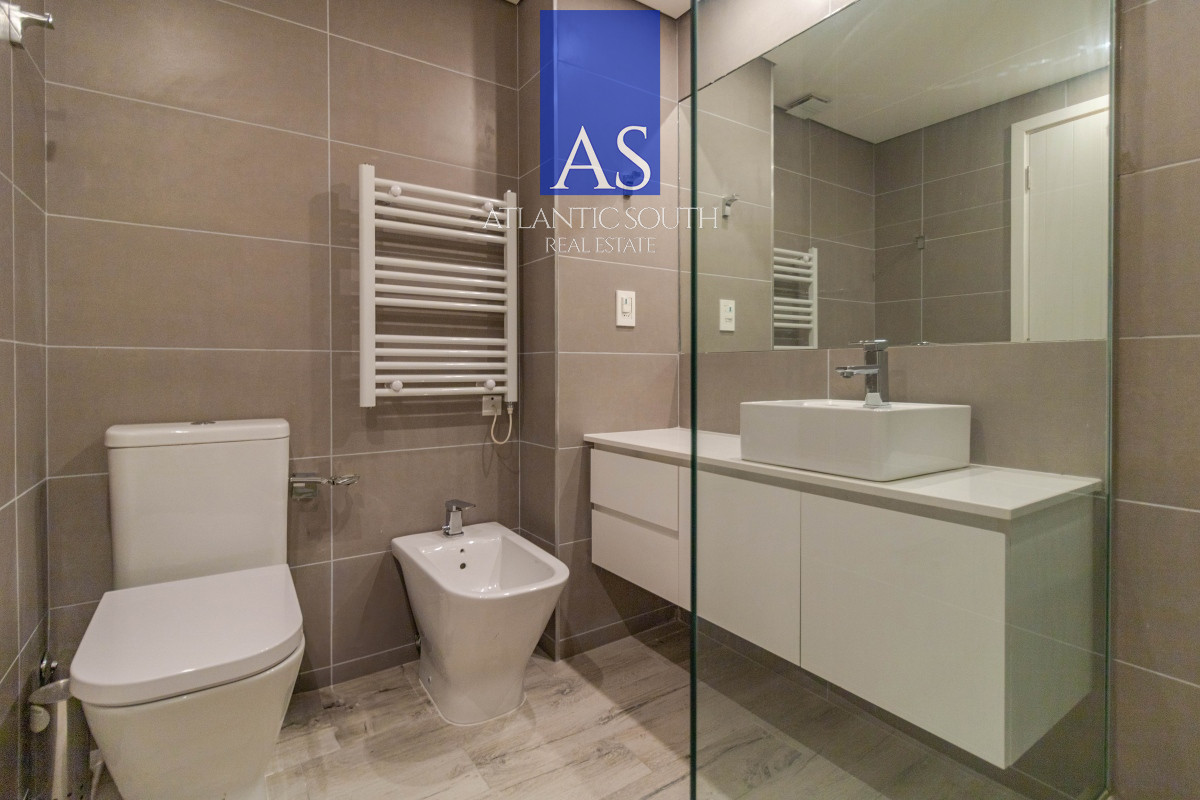 Apartamento ID.3559 - Espectacular Penthouse primera linea frente al mar Playa Mansa Pinares Punta del Este