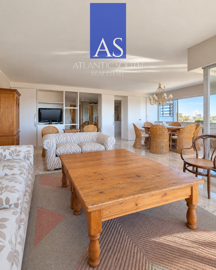 Apartamento ID.5124 - Planta de categoría 3 dormitorios+servicio frente al mar Playa Mansa Punta del Este