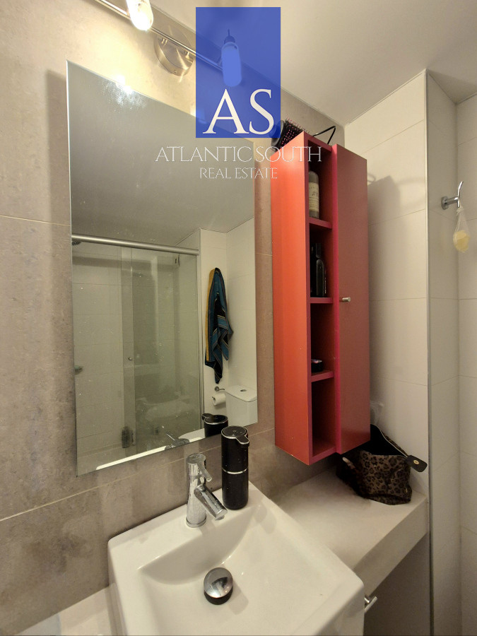 Apartamento ID.4125 - Oportunidad Apartamento 2 dormitorios moderno gran terraza cochera piscina Playa Mansa Punta del Este