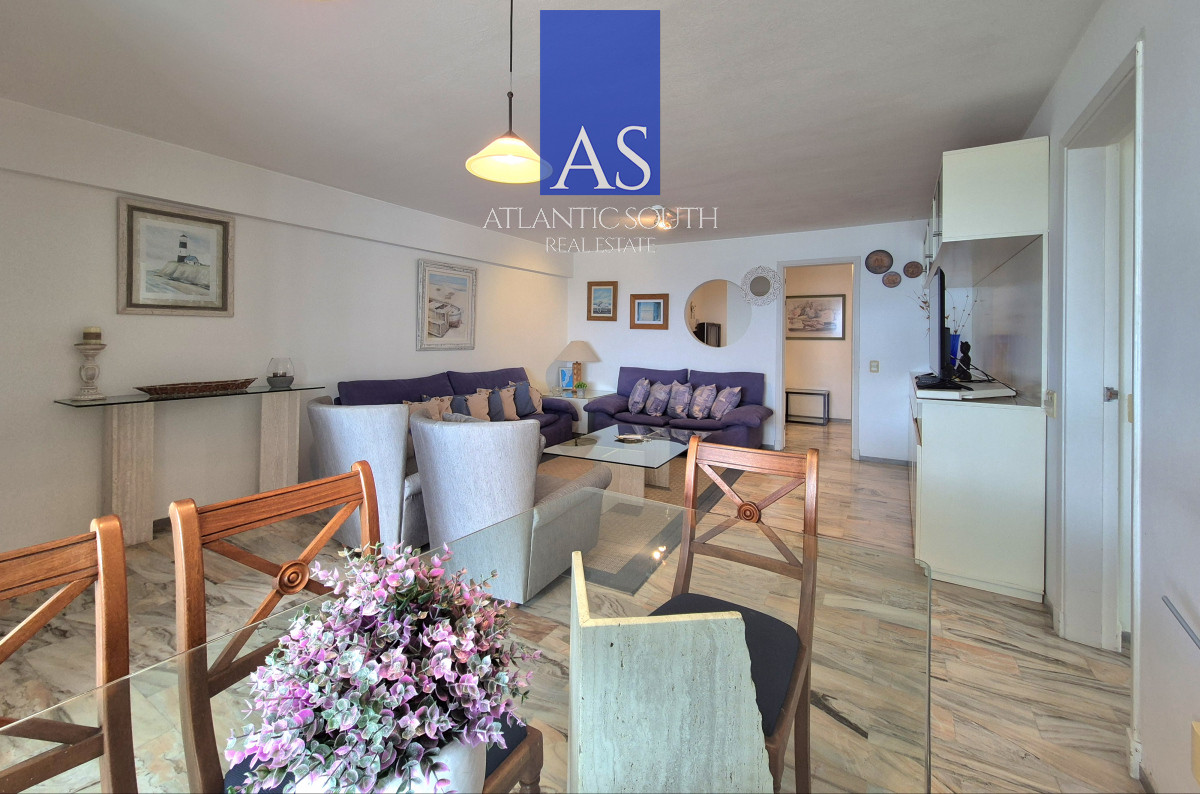 Apartamento ID.4341 - Apartamento piso alto 3 dormitorios y medio terraza garage con vista al mar Península Punta del Este