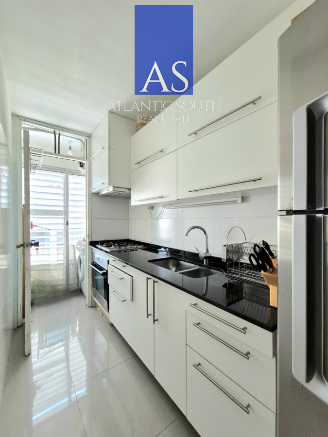 Apartamento ID.4456 - Apartamento 2 dormitorios con vista parcial al mar a metros del Puerto Punta del Este