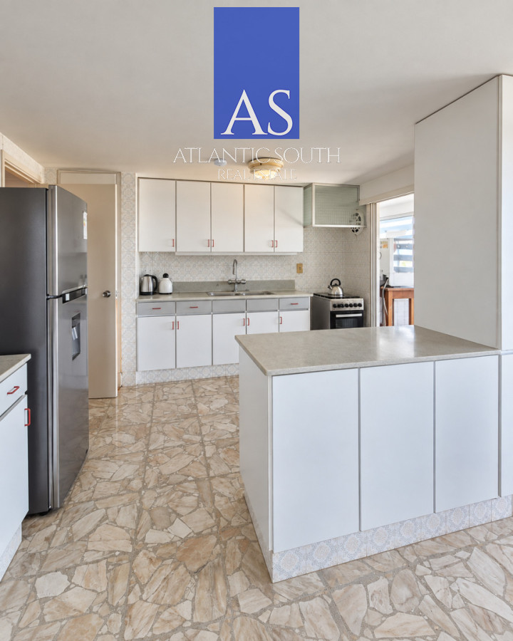 Apartamento ID.5124 - Planta de categoría 3 dormitorios+servicio frente al mar Playa Mansa Punta del Este