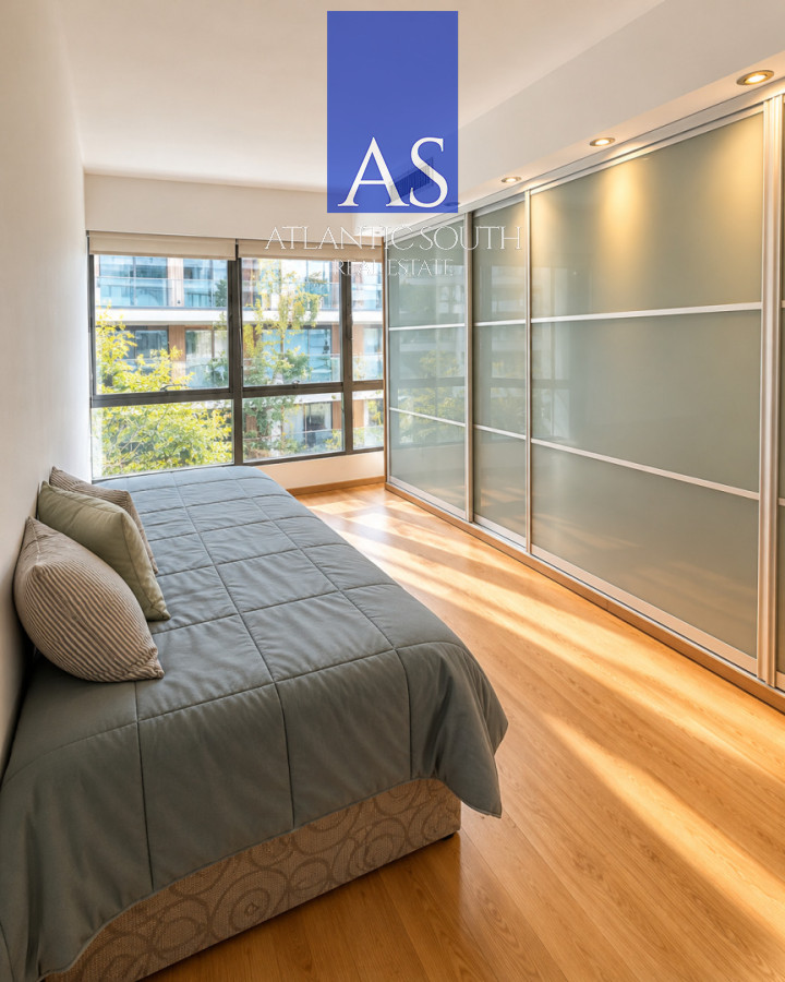 Apartamento ID.5202 - Apartamento en venta en playa mansa, Punta del Este
