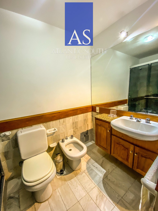 Apartamento ID.4308 - Apartamento de 3 dormitorios con servicios Playa Brava 