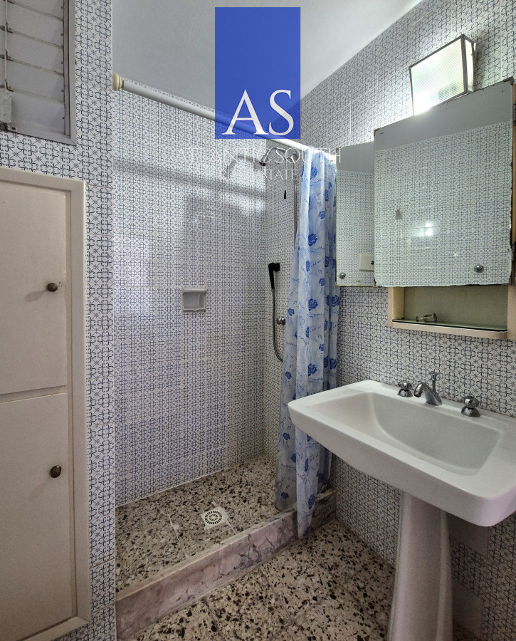 Apartamento ID.3833 - Apartamento con vista al mar 2 dormitorios con garage en Península Punta del Este 