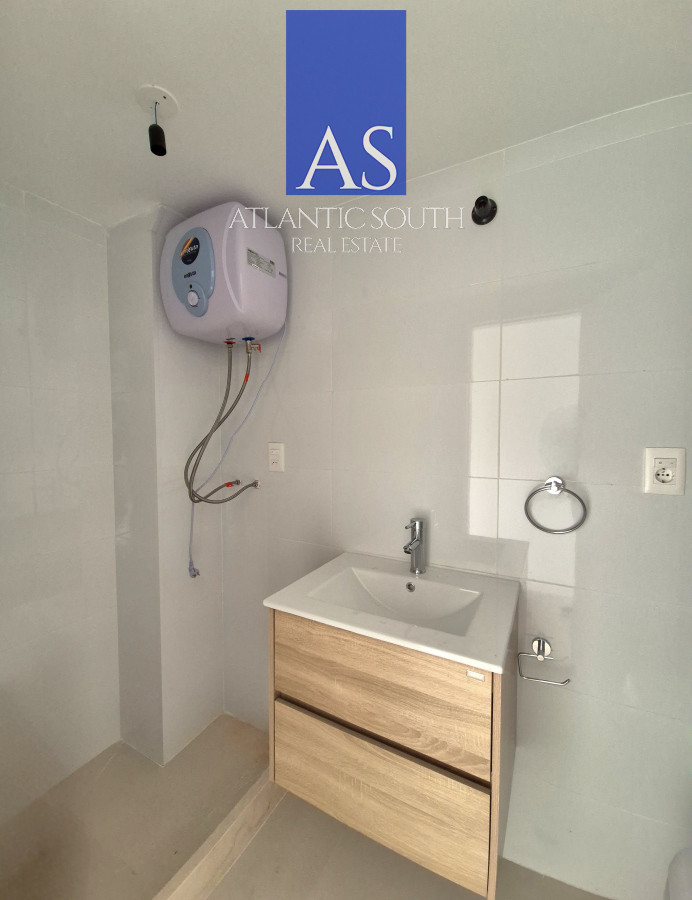 Apartamento ID.3931 - Venta apartamento 2 dormitorios con parrillero a estrenar 200mts del mar Playa Mansa