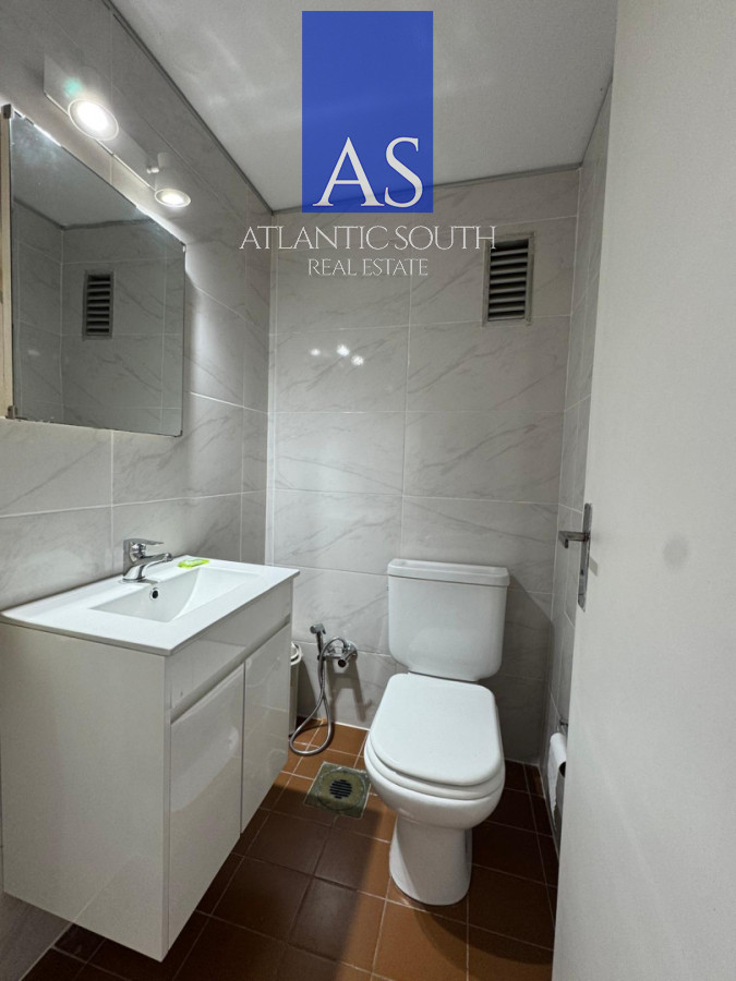 Apartamento ID.4823 - Apartamento 2 dormitorios más balcón vista mansa y garaje Punta del Este 