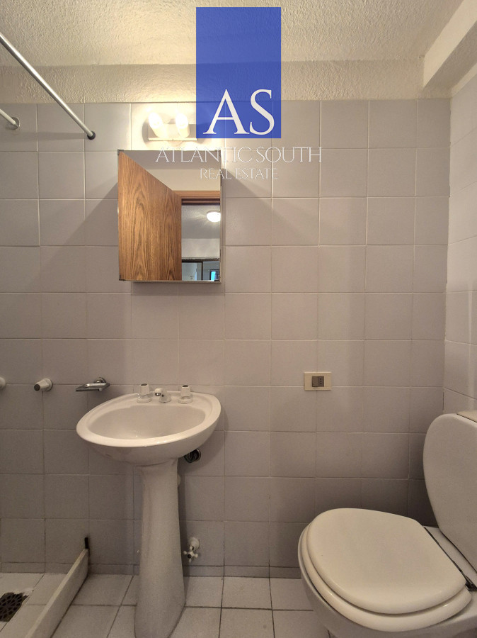 Apartamento ID.3964 - Apartamento 3 dormitorios + dependencia frente al mar parada 1 Playa Mansa Península