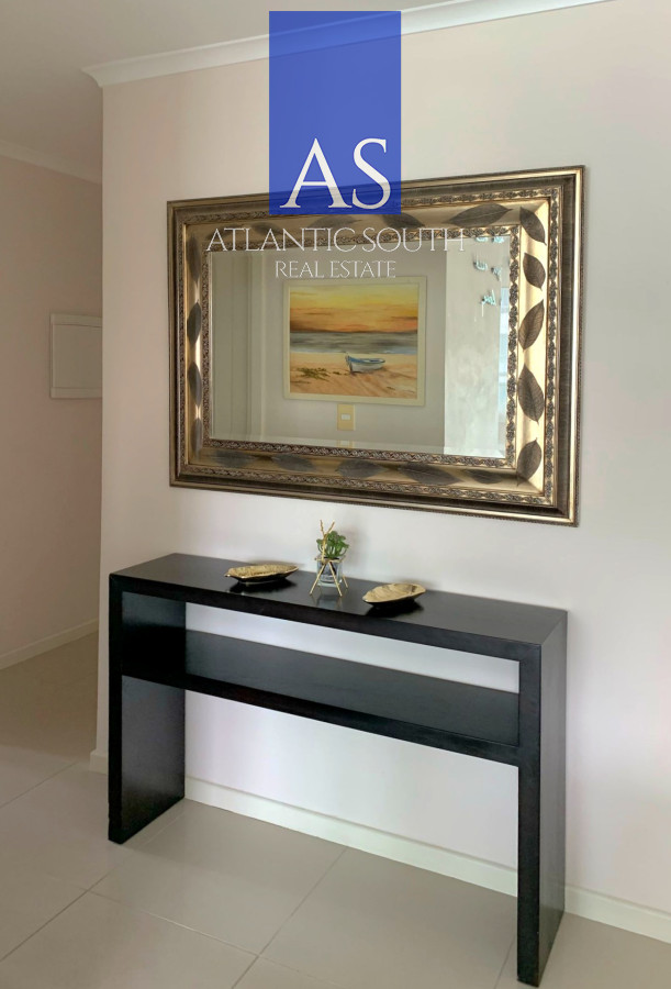 Apartamento ID.4094 - Apartamento de dos dormitorios en Ocean Drive , Punta del Este 