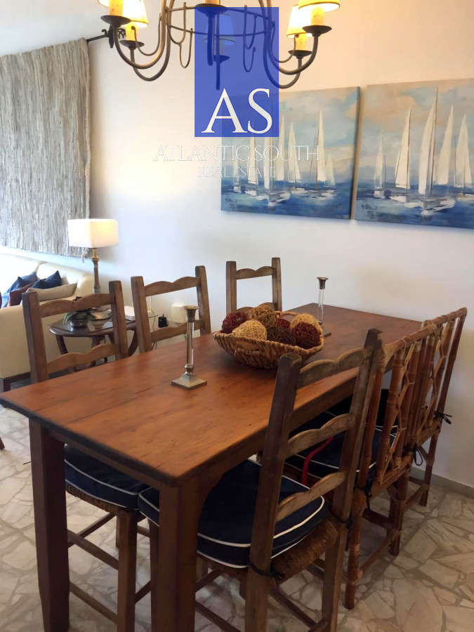 Apartamento ID.3649 - Apartamento 3 dormitorios con estufa a leña y parrillero primera linea Playa Mansa