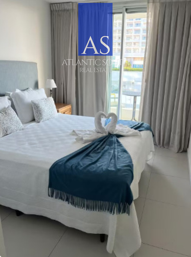Apartamento ID.4801 - Apartamento de 1 Dormitorio en Parada 4 de Playa Mansa Frente a Enjoy Conrad