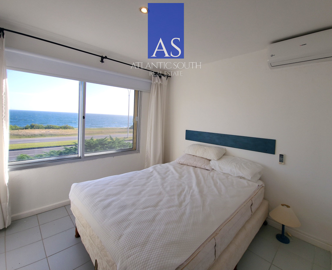Apartamento ID.3877 - Apartamento 2 dormitorios frente al mar primera línea Playa Mansa Pinares